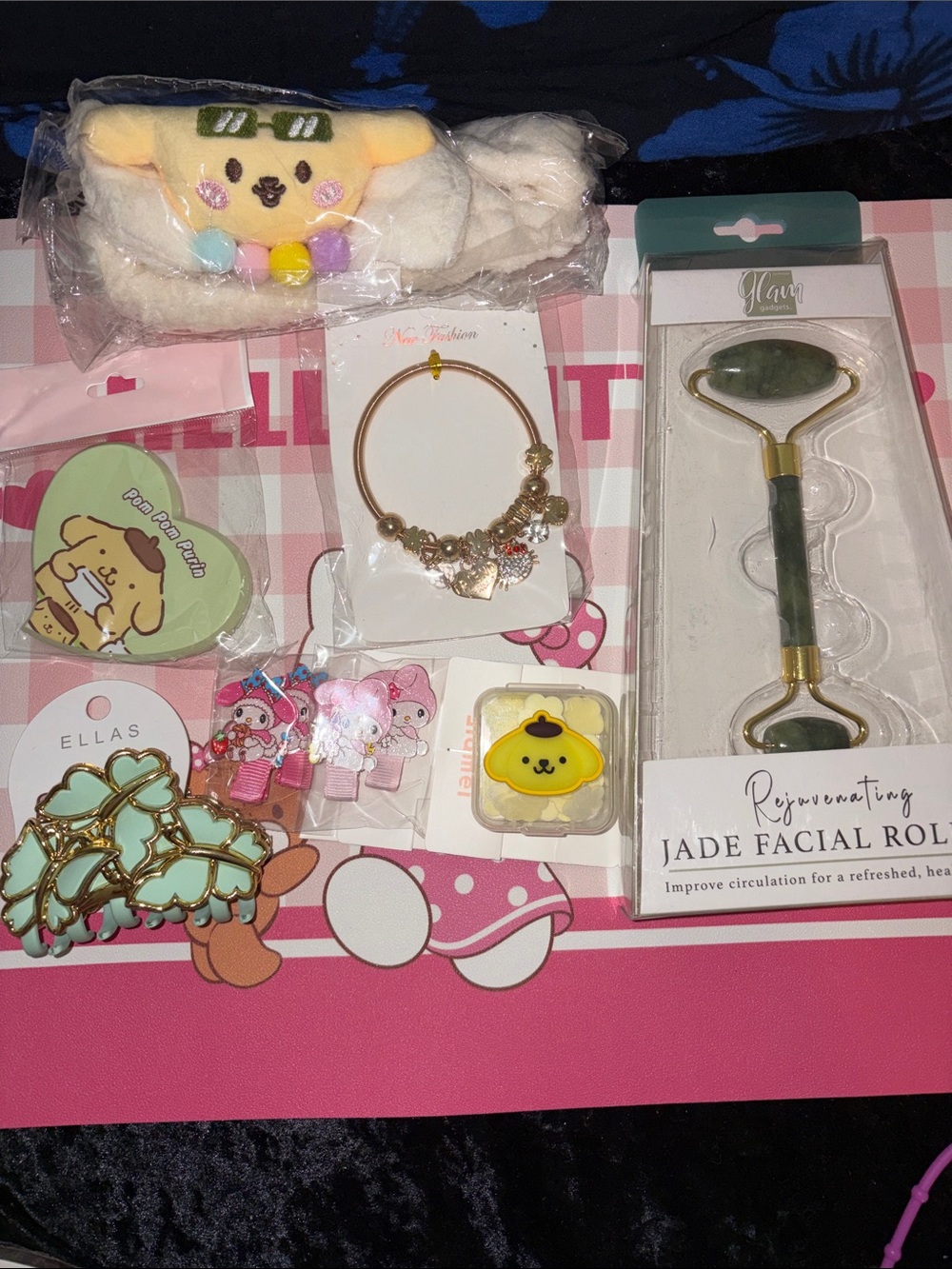 Jade Facial Roller + Cute Kawaii Accessories - Green & Gold